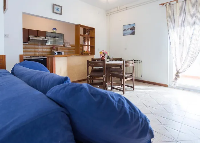 아파트 Spacious And Bright Apartment- Silvio 1 *