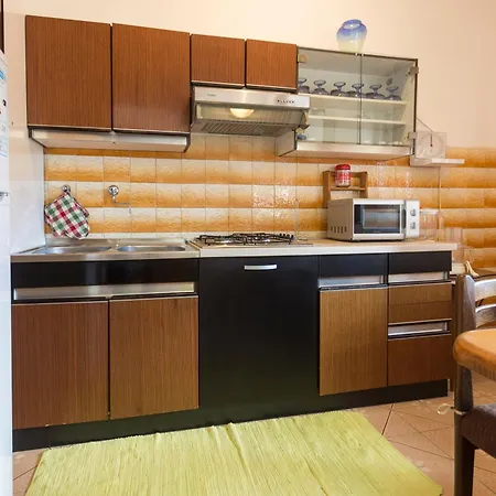 Spacious And Bright Apartment- Silvio 1 バニョレ